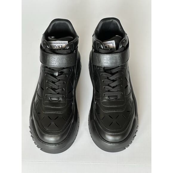 Versace Men\'s Laserata Leather Sneakers Black 13.5 US (46.5) 1008964 NWT $1175 main image 8